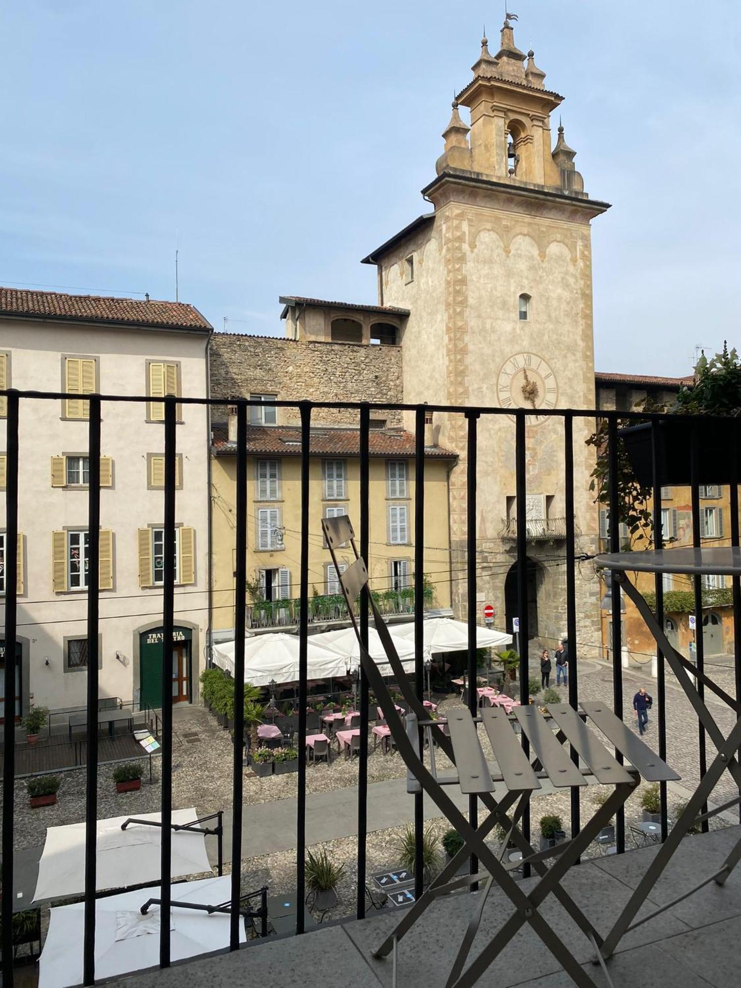 Piazza Mascheroni Home 베르가모 외부 사진